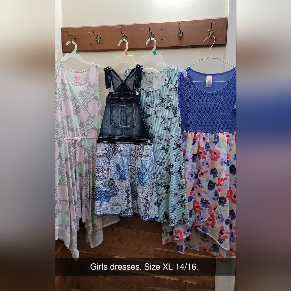 Girls dresses
